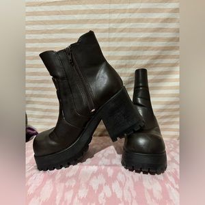 Vintage Chunky Platform Boots DEADSTOCK